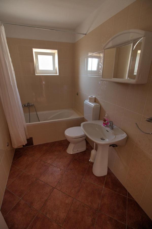 Kaka Apartment Sveti Juraj Bagian luar foto